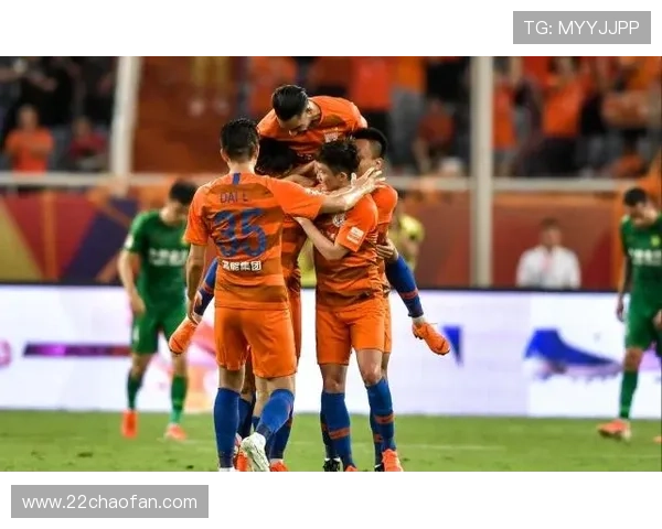 体育比赛中意外被踢事件引发的争议与反思